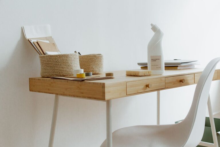 Simple Tips for Organizing a Clutter-Free Workspace at Home